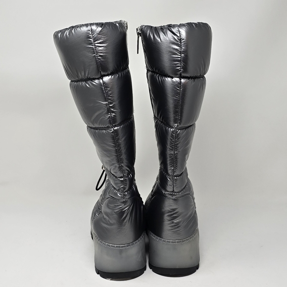 NWOT Aquatalia Arlo Metallic Gunmetal Gray Tall Puffer Winter/Rain Boot 6 - Picture 7 of 11